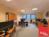 BUREAUX A LOUER GRAND LARGE - PRE MEDARD 143M² - RDC AVEC PARKING ET ACCES INDEPENDANT