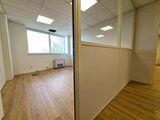 Bureaux 86360