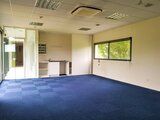 Bureaux 86000