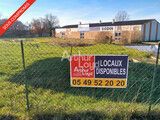 LOCAL COMMERCIAL EMPLACEMENT ROND POINT SORTIE A10 SUR NAINTRE