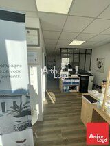 Locaux commerciaux 79180