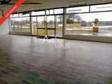 A LOUER LOCAL AVEC SHOW ROOM EXCELLENTE VISIBILITE SUR D910 A NAINTRE