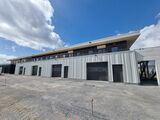 POITIERS SUD ZONE AUCHAN - LOCAUX COMMERCIAUX / BUREAUX OU ARTISANAUX A LOUER 667M² DIVISIBLE 328M²