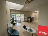 A LOUER BELLE VISIBILITE 722m2 ZONE ST LIGUAIRE NIORT
