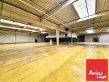 POITIERS ZI REPUBLIQUE - VASTE BÄTIMENT DE 2851m² A LOUER POUR ACTIVITES INDUSTRIELLES OU COMMERCE DE GROS