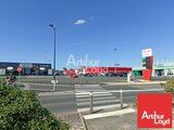 BUREAUX OU LOCAL COMMERCIAL A LOUER ZONE MENDES FRANCE CHAURAY NIORT AVEC VISIBILITE