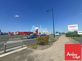 BUREAUX OU LOCAL COMMERCIAL A LOUER ZONE MENDES FRANCE CHAURAY NIORT AVEC VISIBILITE