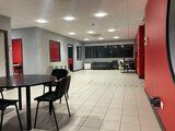 GRAND POITIERS - A LOUER BUREAUX ET STOCKAGE ZONE ACTIVITÉ SAINT BENOIT AVEC EXCELLENTE VISIBILITÉ