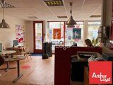 LOCATION BUREAUX HYPER CENTRE NIORT AVEC VISIBILITE 55m2