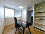 Bureaux 86360