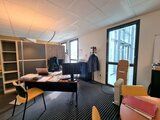 Bureaux 86360