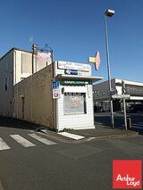 Locaux commerciaux 79000