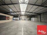 POITIERS ZONE COMMERCIALE AUCHAN SUD - ENTREPOT A LOUER 750M²