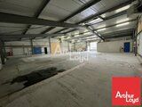 Locaux commerciaux 79320