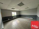 Locaux industriels / Entrepôts 79000