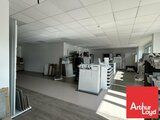 A LOUER - LOCAL COMMERCIAL AVEC SHOWROOM - ZONE D'ACTIVITÉS ET INDUSTRIELLE - POITIERS