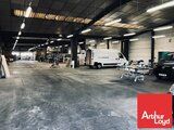 Locaux industriels / Entrepôts 86000