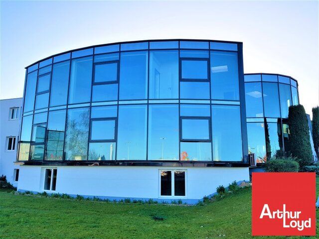 POITIERS ZA CHASSENEUIL - IMMEUBLE DE BUREAUX INDEPENDANT 1047 M²