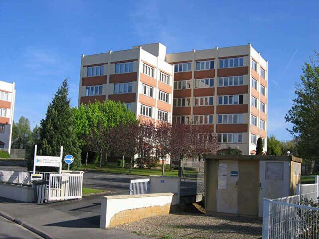 Poitiers-Beaulieu Bureaux à louer ou à vendre 271 m2