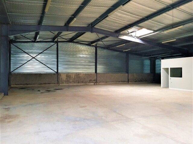 POITIERS SUD - LOCAL D'ACTIVITES A LOUER 377M² - ENTREPOT ET BUREAU