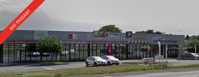 A VENDRE LOCAL COMMERCIAL BORDURE N10 ZONE REPUBLIQUE POITIERS