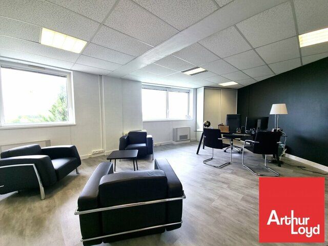 BELLE OPPORTUNITE D'INVESTISSEMENT, DEUX LOTS DE BUREAUX LOUES DE 90 ET 139M² AU FUTUROSCOPE - GRAND POITIERS
