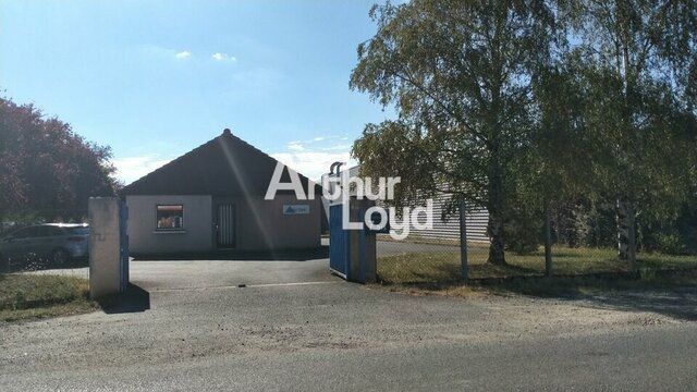 A VENDRE BUREAUX SUR LA ZONE INDUSTRIELLE DE CHATELLERAULT NORD