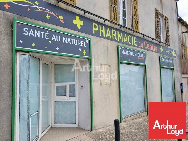 A LOUER LOCAL COMMERCIAL DE 70 m2 - EMPLACEMENT PREMIUM - CENTRE VILLE - LE POIRE SUR VIE