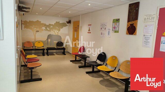 BUREAUX A VENDRE AU SEIN D'UN POLE MEDICAL CENTRE VILLE CHATELLERAULT (86)