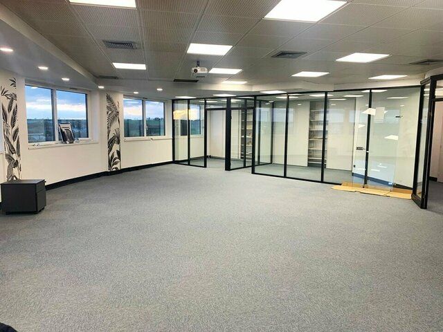 GRAND POITIERS FUTUROSCOPE - BUREAUX A LOUER 207M²
