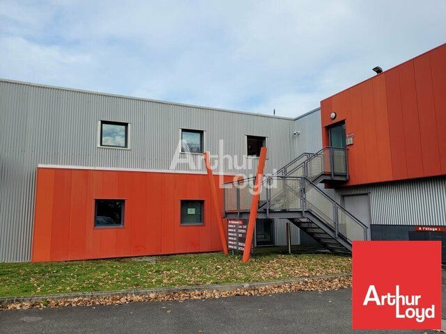 À louer  Ensemble de 6 bureaux  159 m² à Venansault (Zone de la Landette)