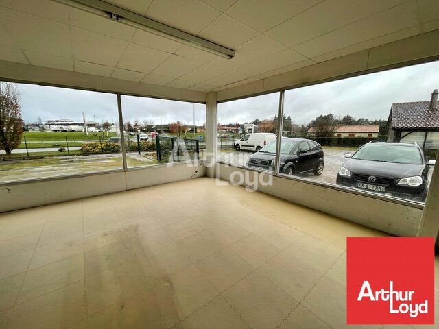 OPPORTUNITE LOCATION 4970m2 LOCAL COMMERCIAL PROCHE LECLERC