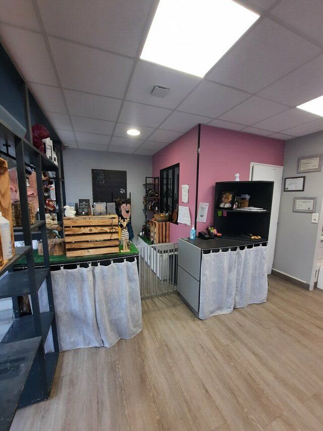 A VENDRE LOCAL COMMERCIAL DE 44m² AU REZ DE CHAUSSÉE DU CENTRE COMMERCIAL DES TROIS CITÉS