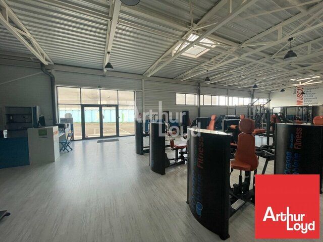 OPPORTUNITE LOCAL COMMERCIAL 650m2 ZONE DU LECLERC PARTHENAY
