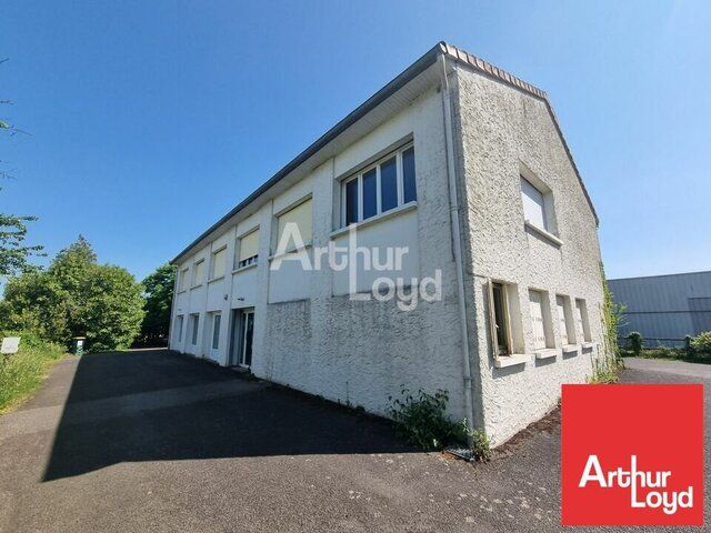 A LOUER IMMEUBLE DE BUREAUX À VOUNEUIL SOUS BIARD DE 346 m²