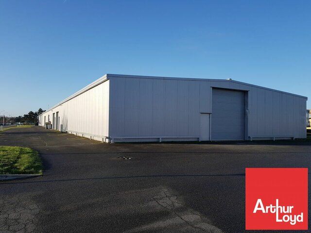 PETITS ENTREPOTS OU ARCHIVES A LOUER DE 125M² - GRAND POITIERS - ZA DE CHASSENEUIL