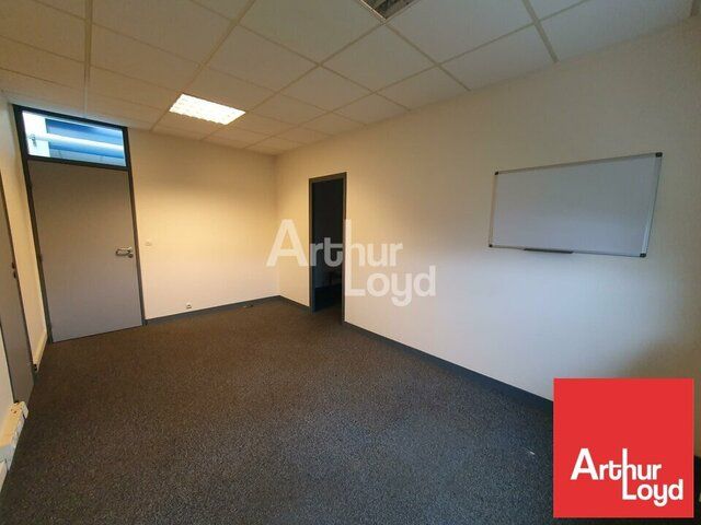 POITIERS SECTEUR PARC DES EXPOSITIONS BUREAUX 39m2
