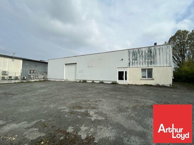 A LOUER BÂTIMENT D'ACTIVITÉ  - NIORT ST LIGUAIRE - 480 M2 AVEC GROS FONCIER